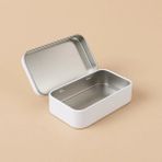 Arynima 97X58X22 mm Metal Açılır Kapanır Kutu | Çok Amaçlı Organizer Takı Oyuncak Sigara Kutusu - Beyaz