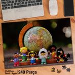 Asil Hobi Etnoloji Farklı Toplumlar-Dünya-Oyuncak Yapboz-Ayak Destekli Çerçeveli 240 Parça Puzzle