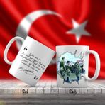 Asilmeydan Asil Hediyelik Askerini Selamlayan Gazi Mustafa Kemal Paşa - Atatürk'ün Sözleri Kupa