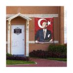 Asilmeydan Göğe Bakan Gazi Mustafa Kemal Atatürk Imzalı Portre - Sivil Türk Bayrağı Poster - Bayrak 100X150 cm - Renkli