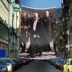 Asilmeydan Pelerinli Mustafa Kemal Atatürk Poster Dış Cephe Bayrağı 600 x 900 cm