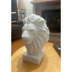 Aslan Düşük Poligonlu Büst – Renk ve boy seçenekli Modern Geometrik Heykel, Dekoratif Sanat Objeleri, Ev & Ofis İçin Şık Tasarım - LION LOW POLY BUST (MERMERİ, 15)