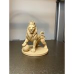 Aslan Figürü ve Futbol Topu Ahşap Renk 13CM