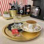 Aslı Hediyelik Aslı Yuvarlak Gold Sunum Tepsisi 22 cm Metal Dekoratif Servis Tepsisi Elde Yıkanmalıdır