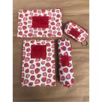 Atakids Lizy Desenli Defter, Kalemlik, Cüzdan ve Makyaj Çantası Seti (Defter: 168 Yp, 14*20) - Kırmızı