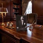 Atatürk Masaüstü Ahşap Tablo - Kabartmalı Baskı Şık Hediyelik 11x16 cm No 5