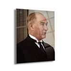 Atatürk Portre Cam Tablo – Uv Baskılı Temperli Cam Duvar Dekoru | Kararlı Bakışlarla Anlamlı Tasarım - Ata002