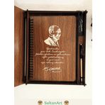 Atatürk Temalı Defter Kalem Anahtarlık Özel Ahşap Kutulu Premium Hediye Ceviz Renk