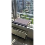 Atolyeman Çok Amaçlı Ahşap Kedi Yatağı, Vantuzlu Cam/Pencere Yatağı, Peteğe Asılabilir ve Yerde Kullanılabilir - Füme