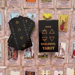 Attach Regin Başlangıç Tarot Destesi Renkli 78 Parça Antik Tasarım Kâğıt Kartlar ile Üretilmiştir