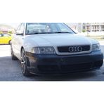 Audi A4 R32 Ön Tampon( Fiberglas)