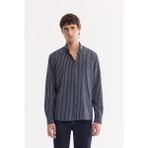 AVVA Erkek Lacivert Alttan Britli Çizgili Nefes Alan Soft Touch Comfort Fit Gömlek A61Y2131 - XS