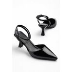 AYENDE MODA Noir Line Siyah Sivri Burun İnce Topuklu Kadın Stiletto – Bilek Bantlı Minimal Ayakkabı