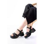 Aymood 148389aym 24414-1005 Siyah Günlük Çapraz Dolgu Topuk Kadın Sandalet