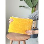 Baby Kangaroo Hardal Peluş Unisex 13-14-15-16 Inç Uyumlu MacBook Kılıf Notebook Laptop Çantası - Sarı