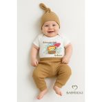 Babyden's Babaannesinin Aslanı Baskılı 3’lü Bebek Takımı Kısa Kol Çıtçıtlı Zıbın, Ribana Pantolon, Bere %100 Pamuk - 6 - 9 Ay - Kahverengi