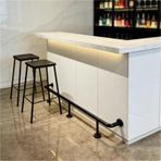 Bar Ayak Rayı, Mutfak Adası ve Pub için Paslanmaz Çelik Bar Ayak Rayı Kiti - Ayarlanabilir 3-9 Ft Braketler ve Konnektörler ile Duvara Monte Yuvarlak Kick Rail - Ev Barları için Dayanıklı, Şık Tasarım