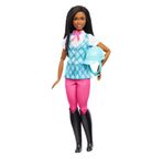 Barbie Barbie Mysteries'ten "Brooklyn" oyuncak bebek ve aksesuarları: Gizemli at macerası", moda bebek, çıkarılabilir binici kıyafeti ve kask dahil, HXJ39