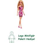 Barbie Çıkarılabilir, tek omuzlu, pembe elbisesi ve logo baskılı ayakkabılarıyla düz sarı saçlı bebek, HRH07