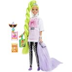Barbie Extra - Neon Saçlı Bebek, Büyük Beden Tişörtlü Ve Taytlı, Neon Yeşil Renk Çok Uzun Saçlı, Bük