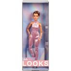 Barbie Look Doll, Koleksiyon No. 22 Pixie Cut ve Modern Y2K Moda, Gümüş Topuklu Payetli Pembe Halter Tulum