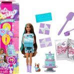 Barbie Parti Paketi bebek ve aksesuarlar, Minik Dostumun Doğum Günü serisi Parti Yıldızları seti ve renk değişimi ile pasta süsleme etkinliği dahil 10 sürpriz, JFG72