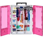 Barbie'nin GBK11 Pembe Gardırobu