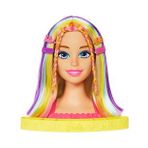 Barbie'nin Gökkuşağı Saçlı Büstü ve Aksesuarları