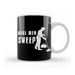 Baskı Dükkanı Real Men Sweep Curling Player Team Crew Broom Sweeping Porselen 330 ml Beyaz Kupa Bardak