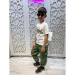 Baskılı Tişört Lv Paçaları Lastikli Pantolon ve Çanta 3'lü Alt Üst Takım Unisex Kız ve Erkek Çocuk - Yeşil - 6 Yaş