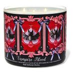 Bath & Body Works Vampire Blood Büyük Mum - 1 Adet
