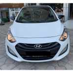 Batman Garage Hyundai Accent Blue Uyumlu Sinyalli Batman Yarasa Ayna Kapağı Piano Black 2011-2018