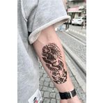 BearPear Aslan Dövmesi, Saat Figürlü Geçici Dövme, Tattoo, Erkek Geçici Dövme, Kol Dövmesi, Vücut Dövmesi, Su Transferli Modern Dövmeler