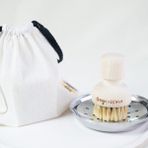 Beige & Stone El Dostu 3 Lü Doğal Mutfak Seti | Zeytinyağlı Katı Bulaşık Sabunu 100 gr , Çelik Sabunluk & Fırça