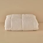 BELLA MAISON Premium Çiçek Desenli Dış Kumaş:%30 Bambu%70 Pamuk/İç Dolgu:%30 Bambu%70 Polyester Yorgan, Beyaz, Tek Kişilik (155x215 cm)