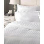 Belsina Çizgili Saten Çift Kişilik Nevresim Takımı Lastikli Çarşaflı - Beyaz - 200 x 220 cm