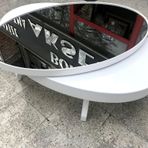 Bengi Ticaret Orta sehpa 17140 Dönerli OVAL İNOVATİF Kayın Ayak MDF Tabla Parlak Beyaz füme cam
