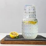BestAlice Başucu Su Sürahisi ve Cam Seti, 450 ml (15 oz) Vintage Komodin Cam Sürahi, Bardaklı Berrak Meyve Suyu Su Sürahisi, Yatak Odası Banyo için, Renk