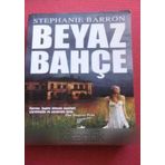 Beyaz Bahçe Bir Gizemin Başlangıcı - Stephanie Barron
