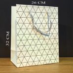 Beyaz Geometrik Desenli Büyük Boy Karton Hediye Çantası