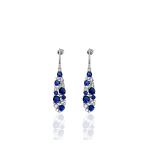 Beyaz Işıltılı Uzun Damla Form Safir Taşlı Gümüş Küpe-4.9X0.9cm