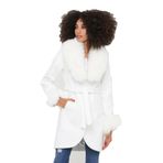 Beyaz Oval Kaşe Kadın Kaban Yaka ve Manşet Tilki Kürkü (Kürkler Çıkarılabilir) 2XL