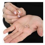 Beyaz Zirkon Taşlı Sonsuzluk Detaylı Rose Renk 925 Ayar Gümüş Tek Taş Kadın Küpe