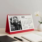Bi'aldım 2026 Atatürk Masa Takvimi | Özel Siyah Fotoğraflı | Cumhuriyet Temalı Masaüstü Takvim - Kırmızı - Tek Ebat