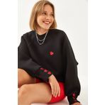 Bianco Lucci Kadın Bisiklet Yaka Kalp Nakışlı Üç İplik Şardonlu Sweatshirt 60251933