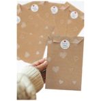 Bimotif 20 adet kalpli kese kağıdı (11x20 cm) ve stickerdan oluşan hediye paketi seti Tek Ebat