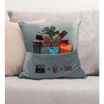 Bk Gift Eğlenceli Tasarımlı Organizer Kumanda ve Atıştırmalık Cepli Gri Kırlent Yastık- 11, Ev Dekoru, - 43 x 43 cm - Renkli