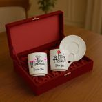 Bk Gift Kişiye Özel Bordo Kadife Kutulu Ikili Evin Hanımı&evin Reisi Tasarımlı 2'li Kahve Fincanı-2, Yeni Iş Hediyesi, Arkadaşa Hediye