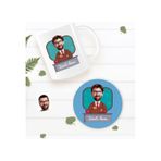 Bk Gift Kişiye Özel Erkek Öğretmen Karikatürlü Beyaz Kupa Bardak ve Yuvarlak Ahşap Bardak Altlığı Hediye Seti -3