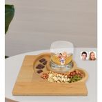 BK Kişiye Özel Sevgililer Karikatürlü Viski Bardağı ve Doğal Masif Ahşap Yarım Ay Sunum Tabağı Çerezlik Hediye Seti-30